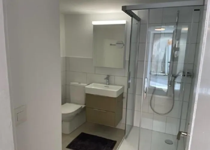 Apartamento 1-5 Zr- Einliegerwohnung By Interhome